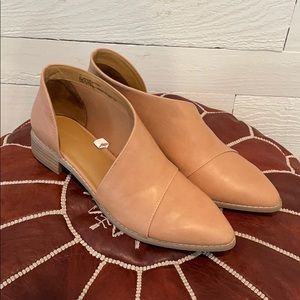 Universal Thread Bootie size 11